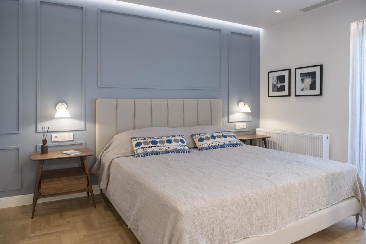 Chic Central Athens Apartment At Mavilli Sq. Buitenkant foto
