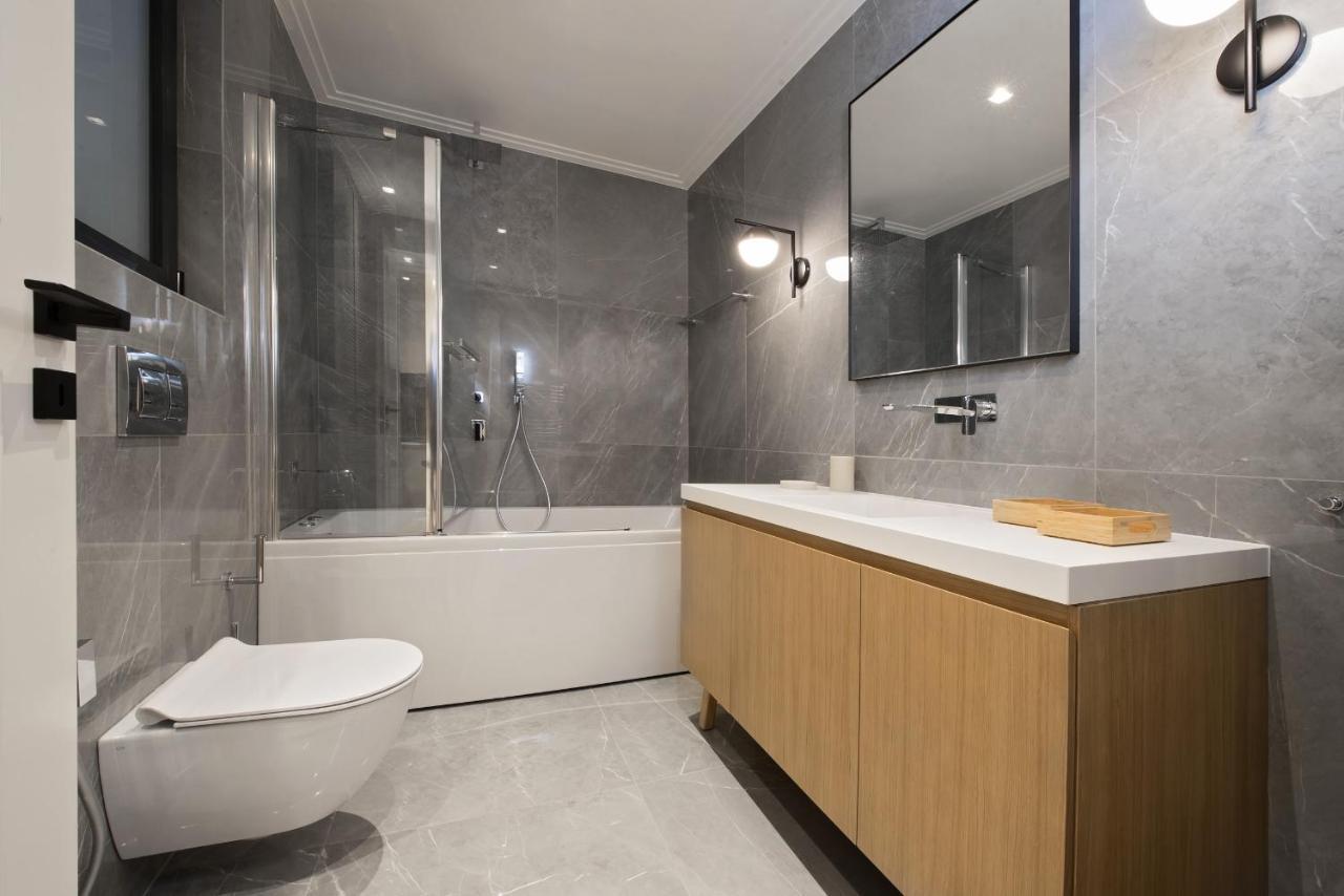 Chic Central Athens Apartment At Mavilli Sq. Buitenkant foto