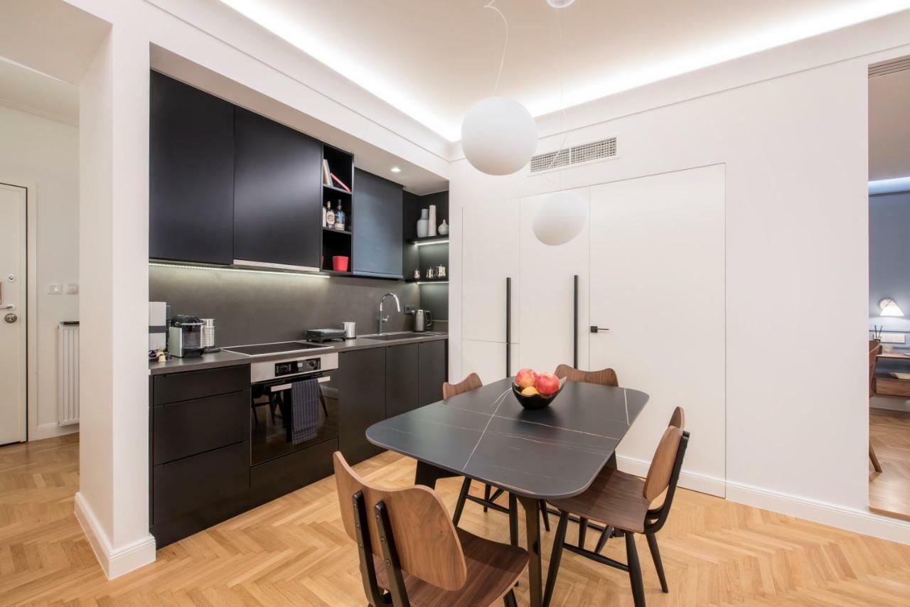 Chic Central Athens Apartment At Mavilli Sq. Buitenkant foto