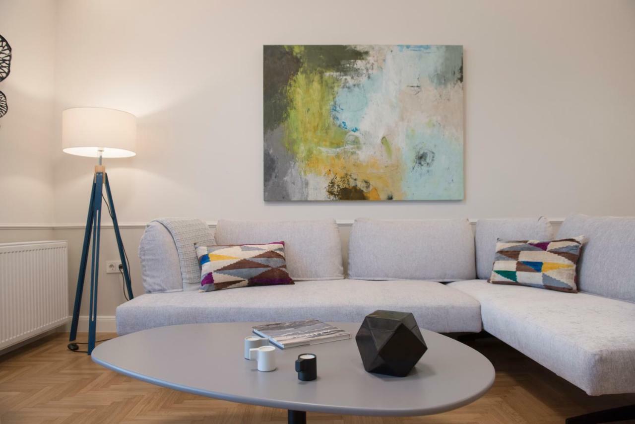 Chic Central Athens Apartment At Mavilli Sq. Buitenkant foto